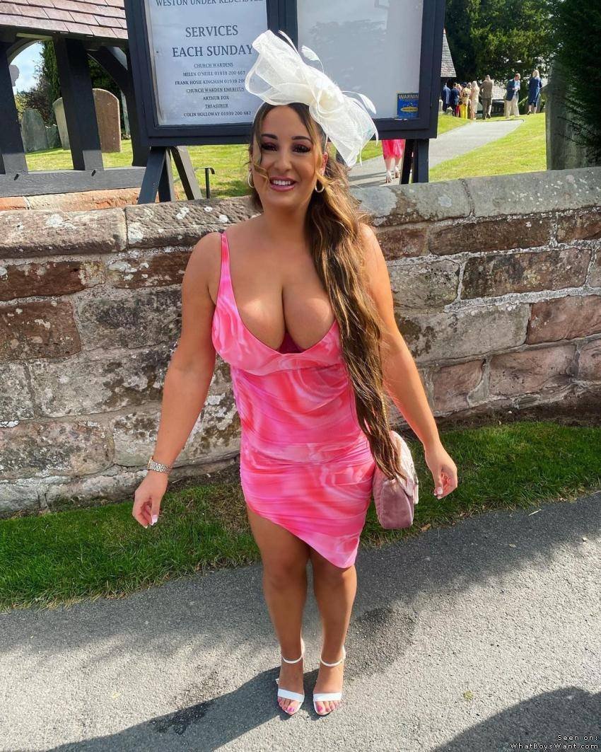 Pics Of Girls With Big Tits #VoxO2e1K