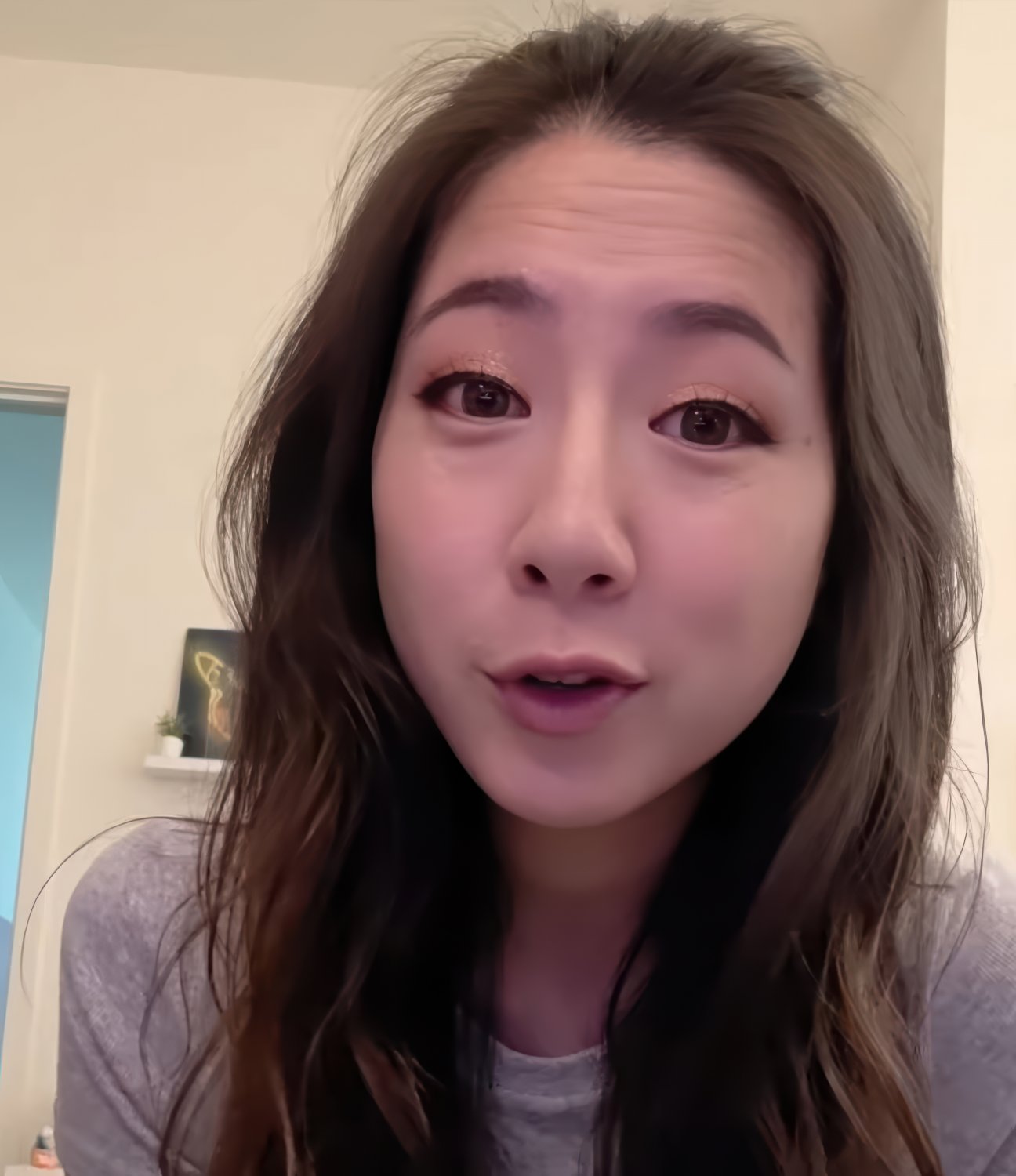 Fuslie [15] #Ne4VbsSn