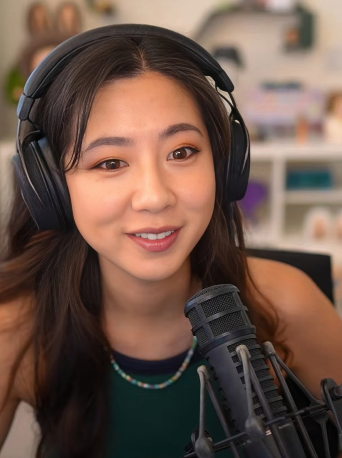 Fuslie [15] #nn1hEDgY