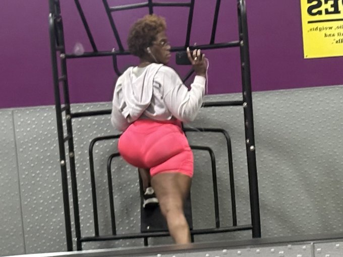 Who Is This (Damm) 😈😈😈 #ZSOOTQBj