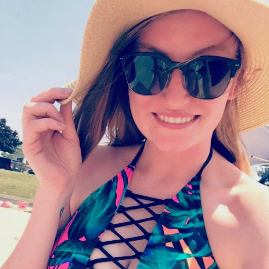 Nice titty irl ginger Kayla. These country girls next door clean up well to sexy sluts #eMid4In4